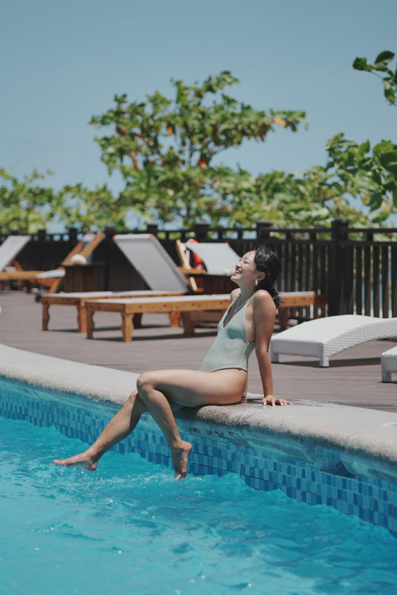W Golf Resort Oslob Extérieur photo