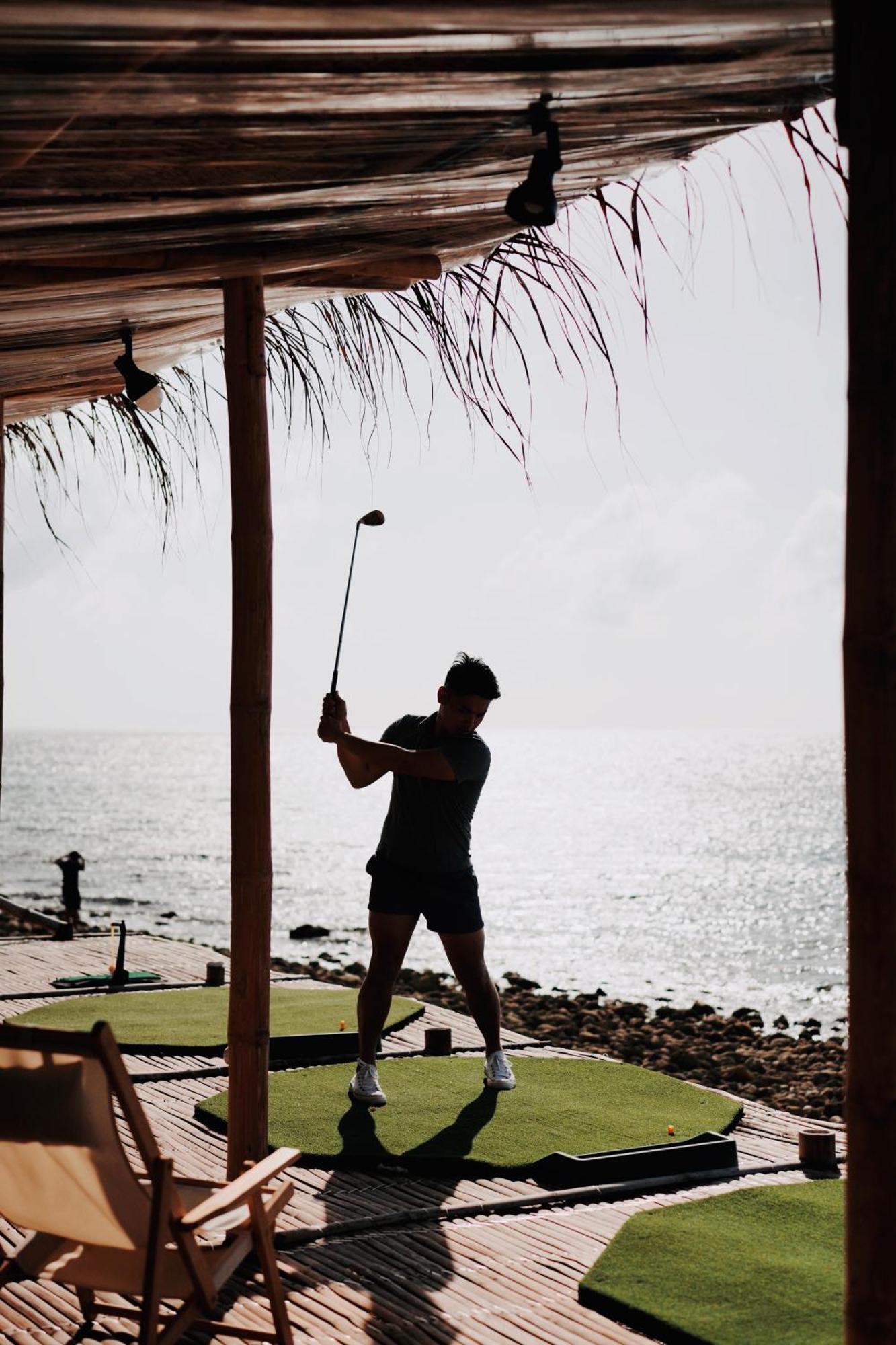 W Golf Resort Oslob Extérieur photo