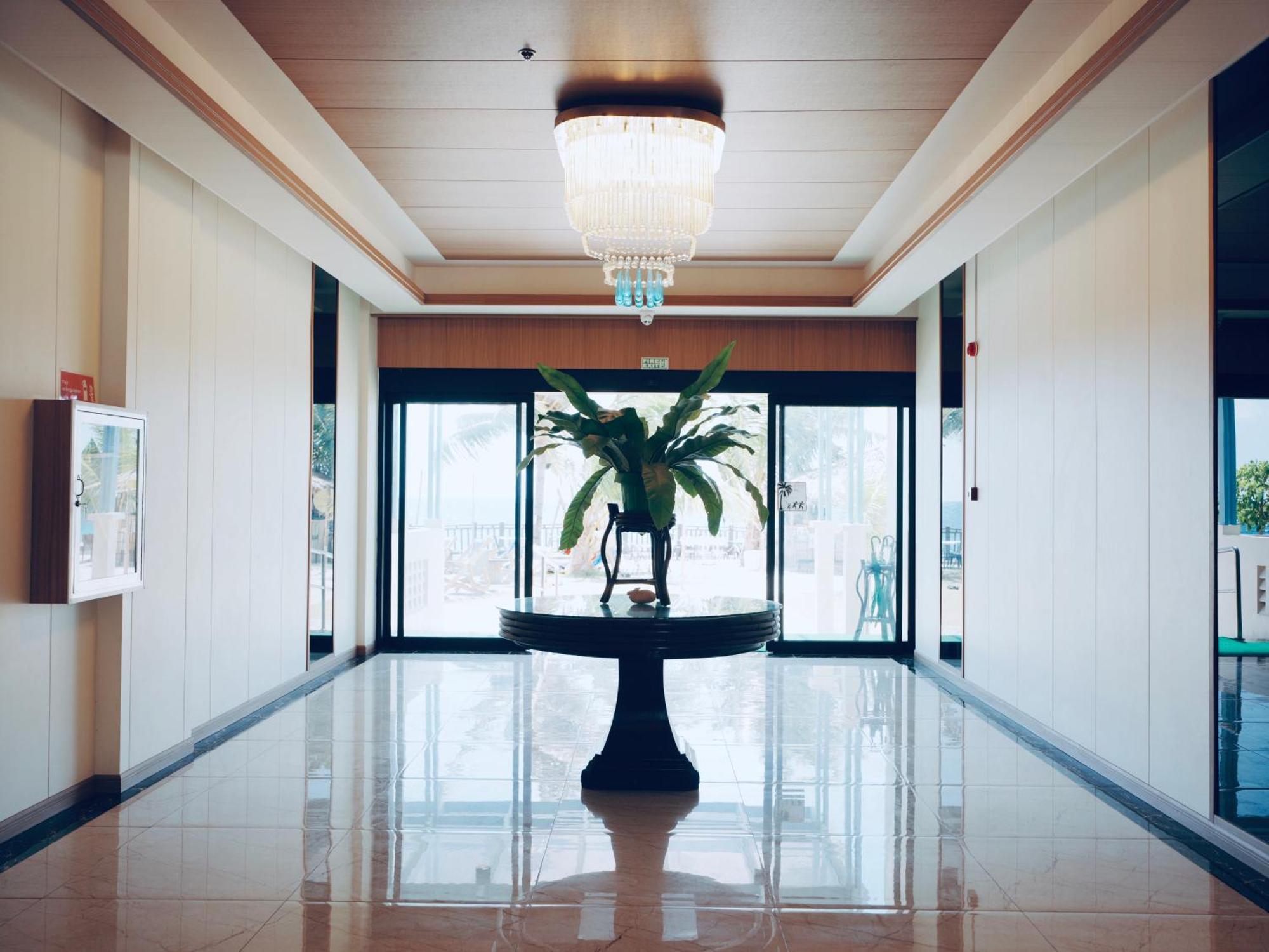 W Golf Resort Oslob Extérieur photo