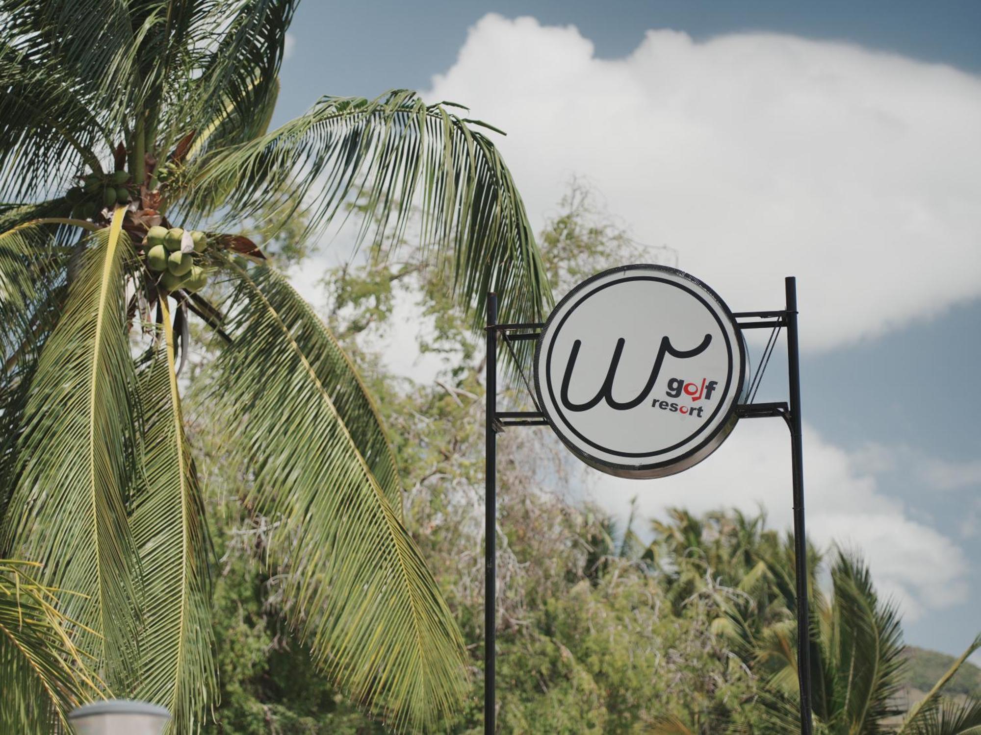W Golf Resort Oslob Extérieur photo