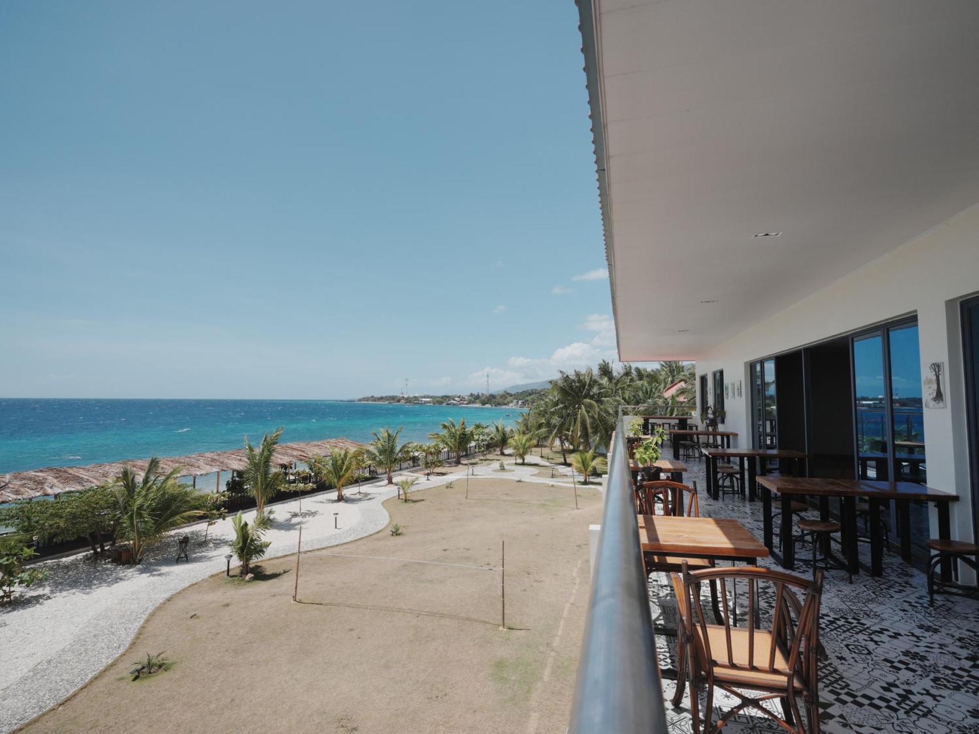 W Golf Resort Oslob Extérieur photo