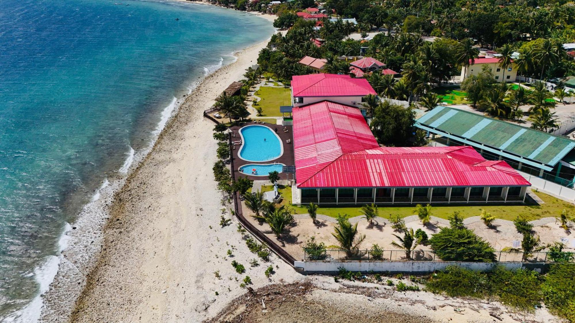 W Golf Resort Oslob Extérieur photo